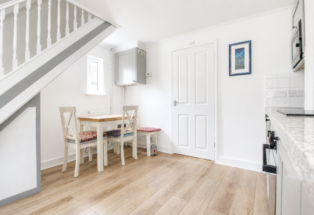 Ashmore Green, Thatcham, RG18 - View 5