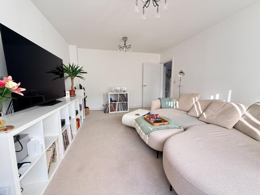 London Road, Attleborough, Norfolk, NR17 photo 2