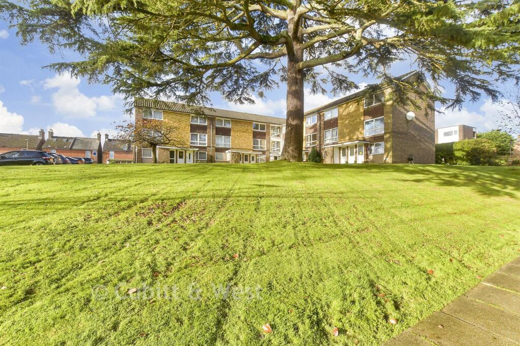 Main image of property: Cotswold Court, Horsham, West Sussex