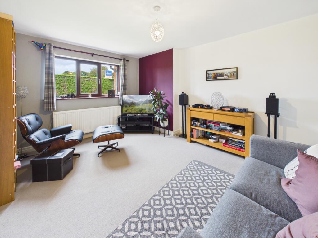Apartment in Sheffield - View 4