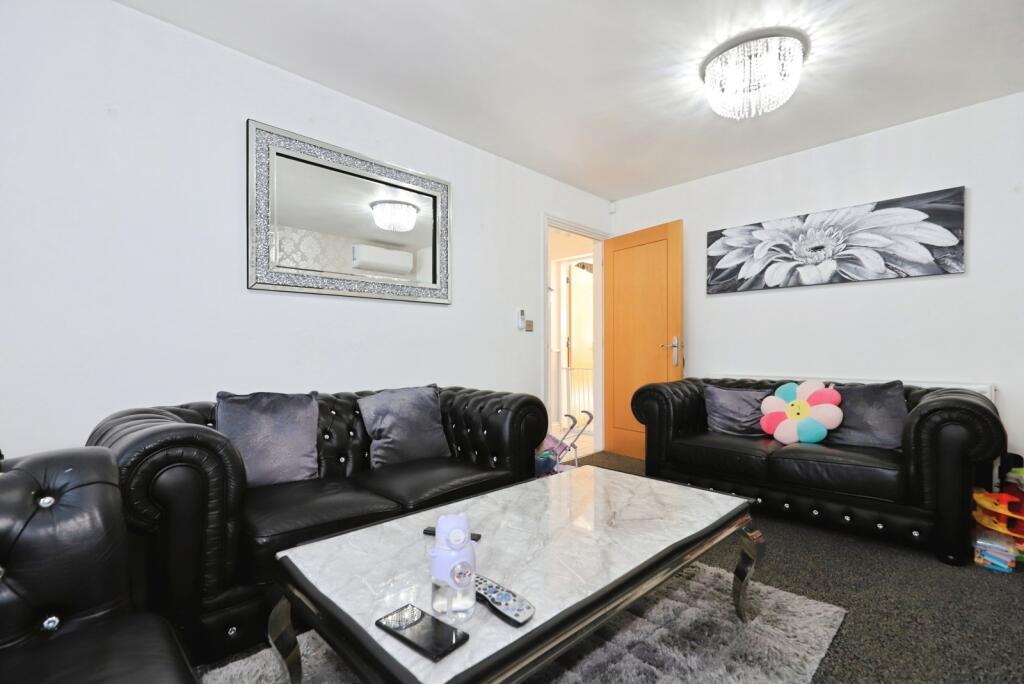 House in Wolverhampton, West Midlands - View 5