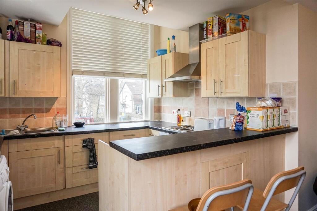 Apartment in Leeds - View 4