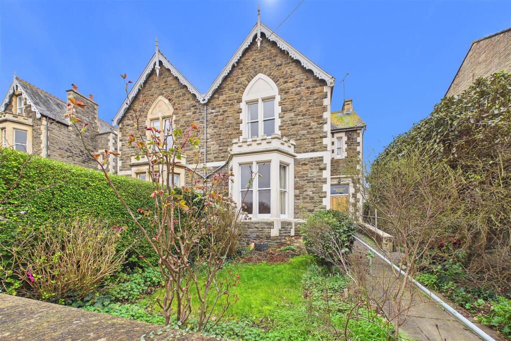 Main image of property: Prime location in the heart of Mid Clevedon