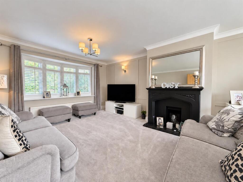 House in Chelmsford, Broad's Green, Great Waltham - View 3