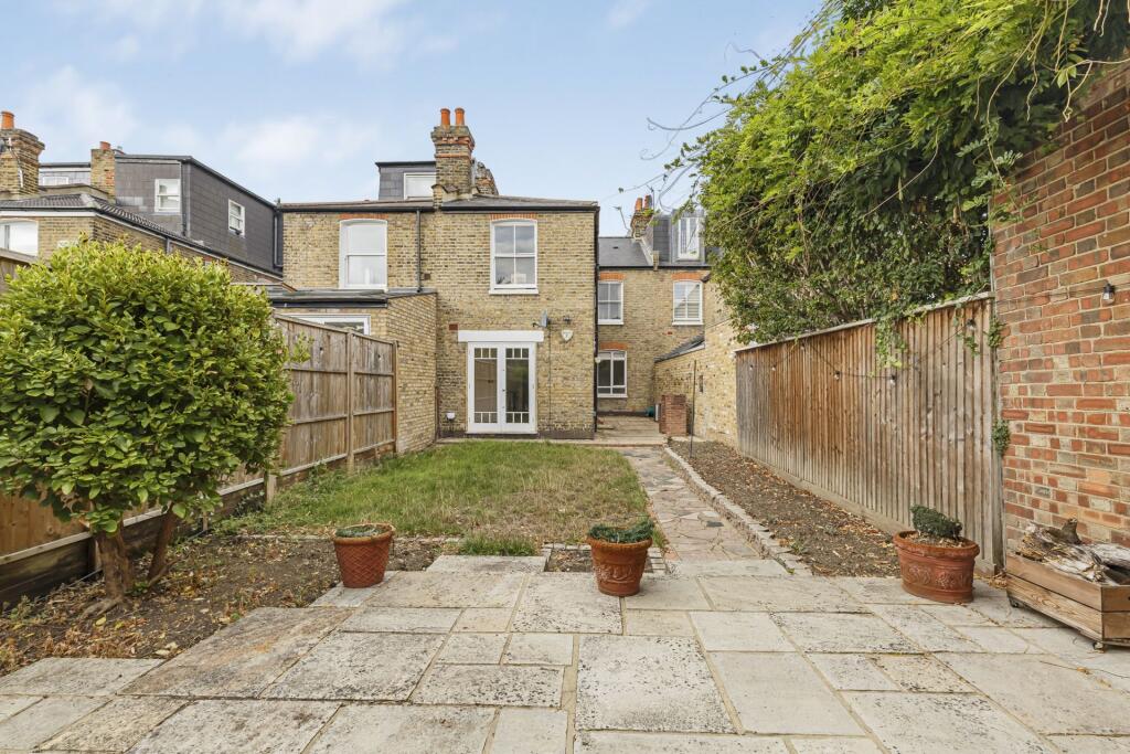 Property photo 8