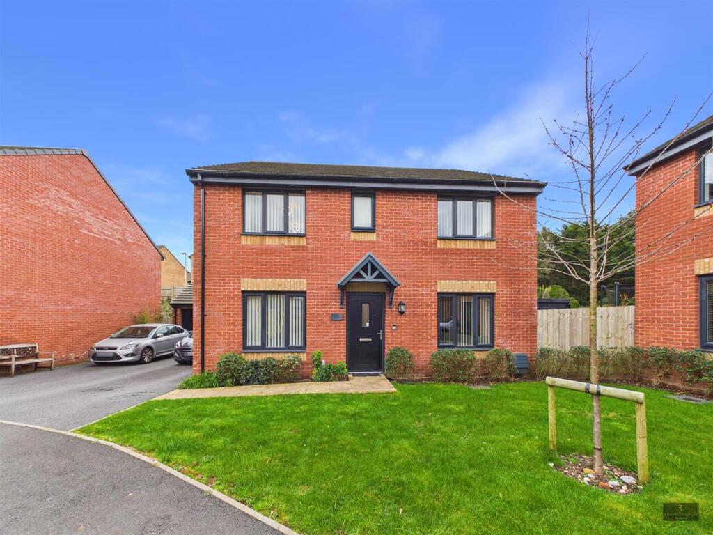 Main image of property: Centurion Close, Exeter
