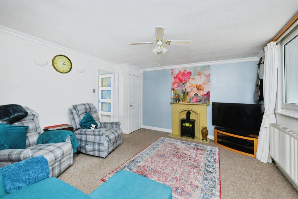 House in Plymouth - View 4