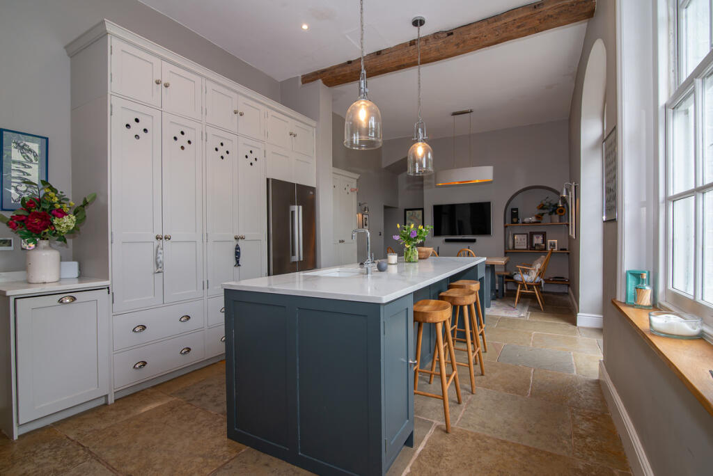 House in Malvern Hills, Shrawley - More