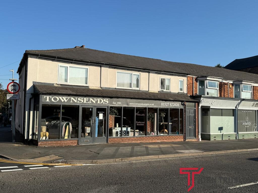 Main image of property: 76 Birmingham Road, Bromsgrove, B61 0DD