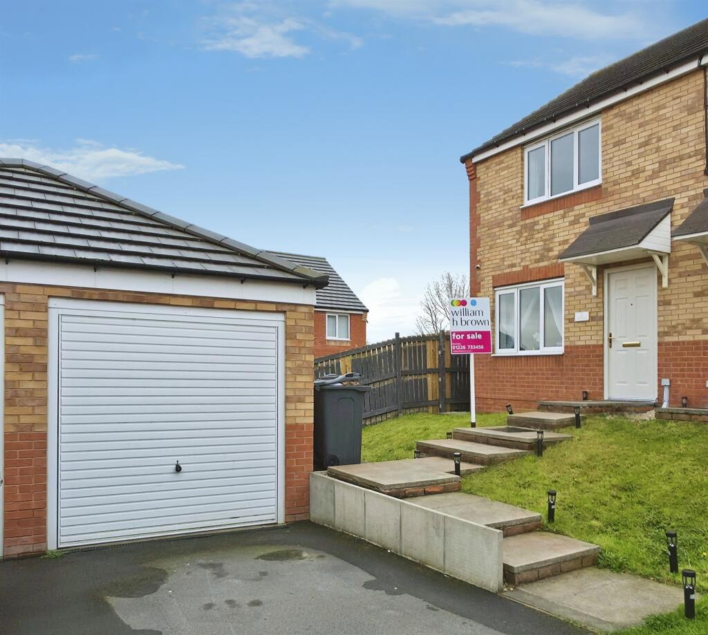 Main image of property: Ellwood Close, Barnsley