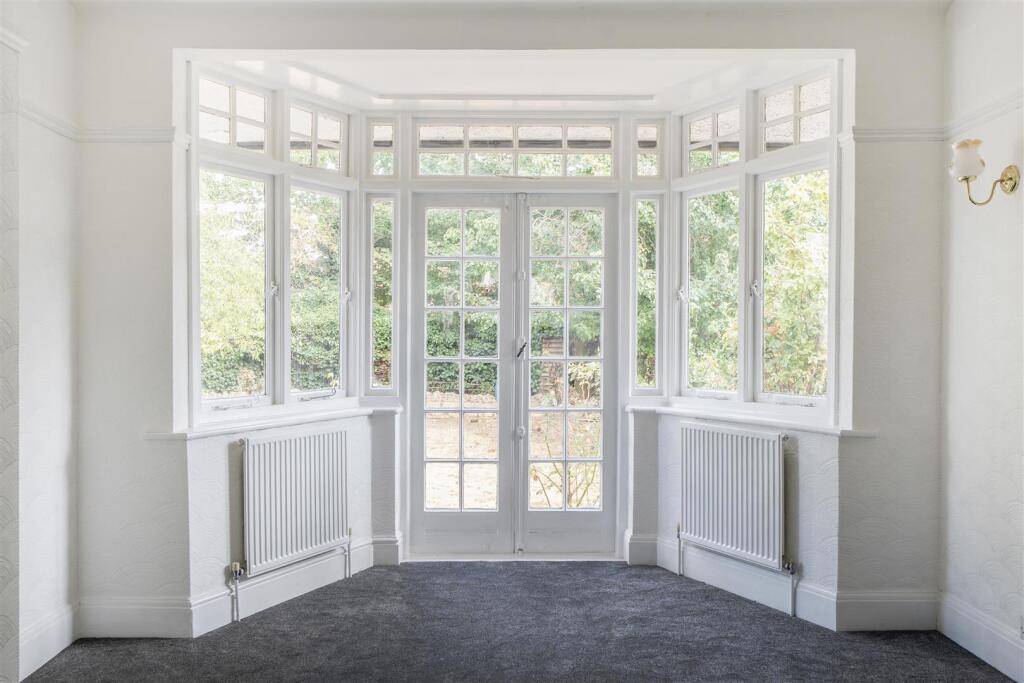 House in Harrow - More