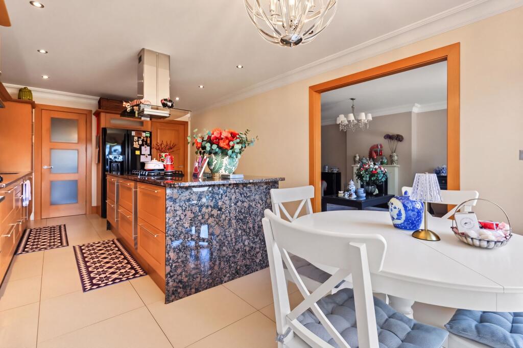 House in Kingston upon Thames - View 5