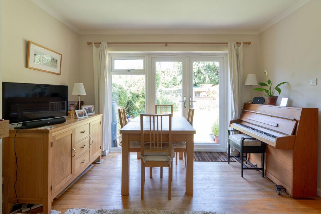 Rosamund Drive, Woodstock, OX20 photo 4