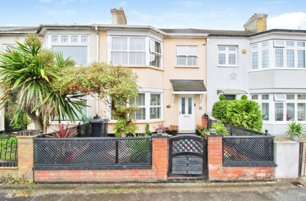 House in Rainham - View 5