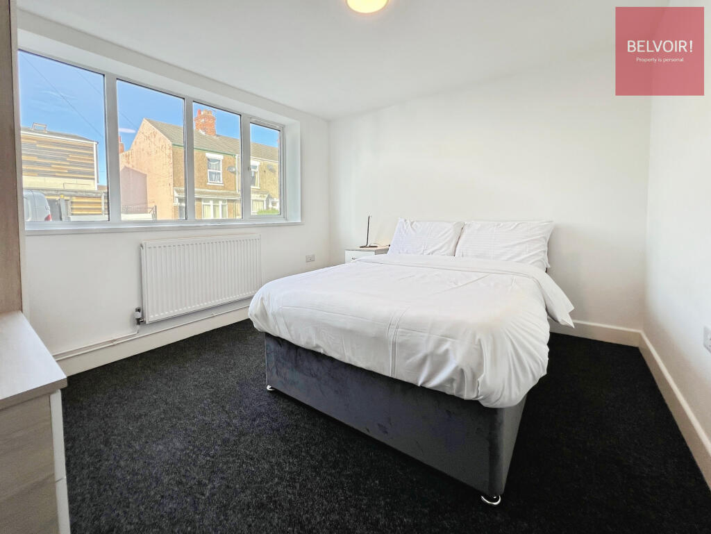 Main image of property: Grimsby Road, Cleethorpes, DN35