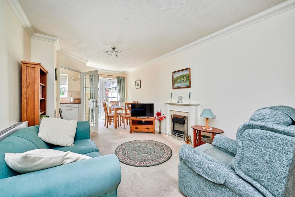 Apartment in Uttlesford, Saffron Walden - View 5