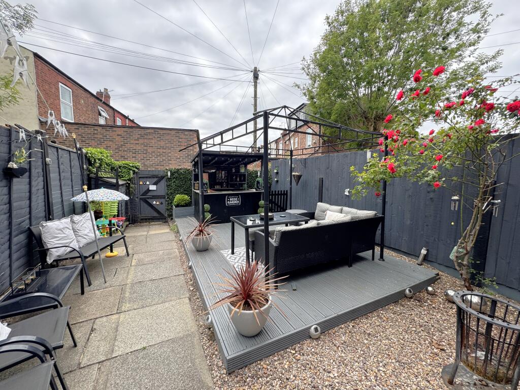 Cromwell Grove, Levenshulme photo 4
