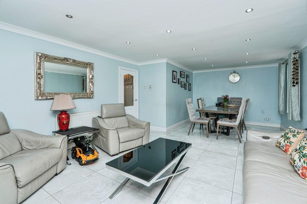 House in Guildford - View 3