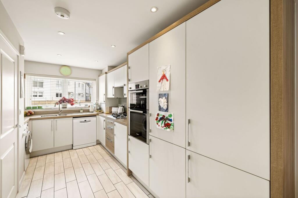 House in Folkestone, Lynwood - View 4