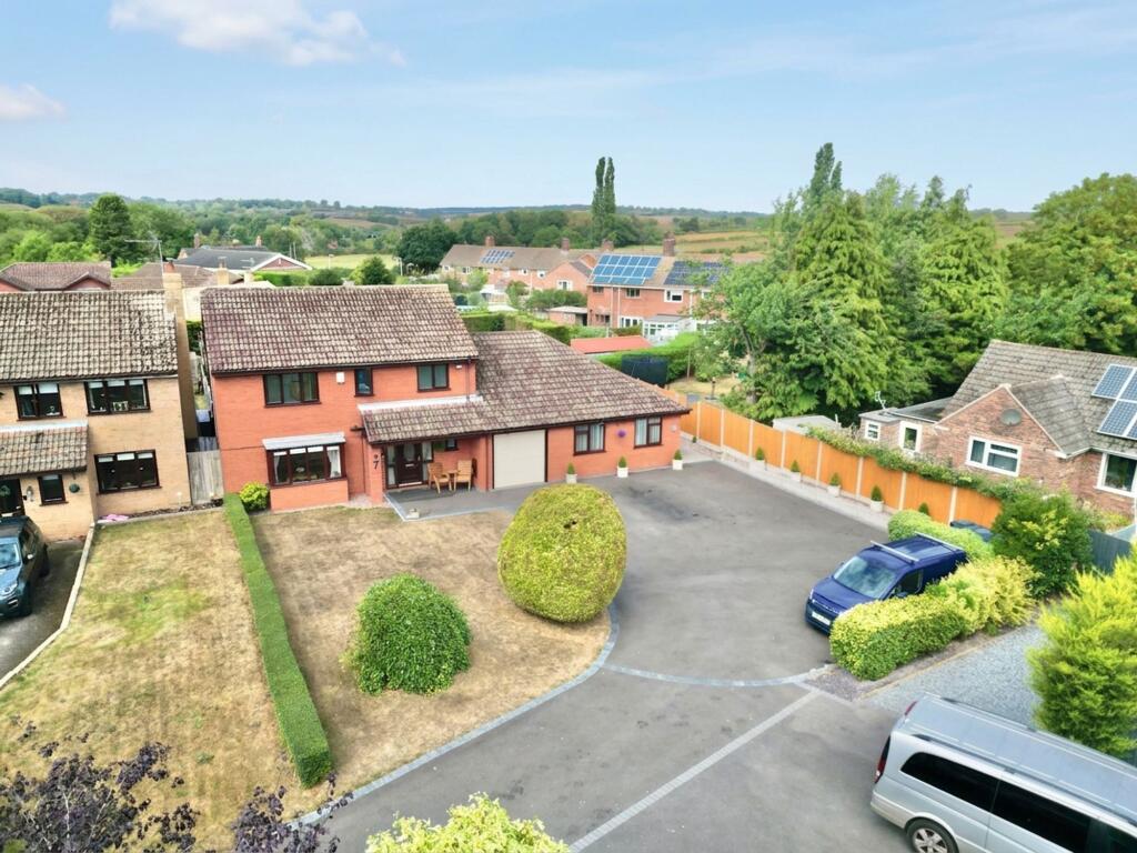 House in Stafford, Standon - View 4