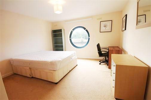 Apartment in Newcastle upon Tyne - View 5