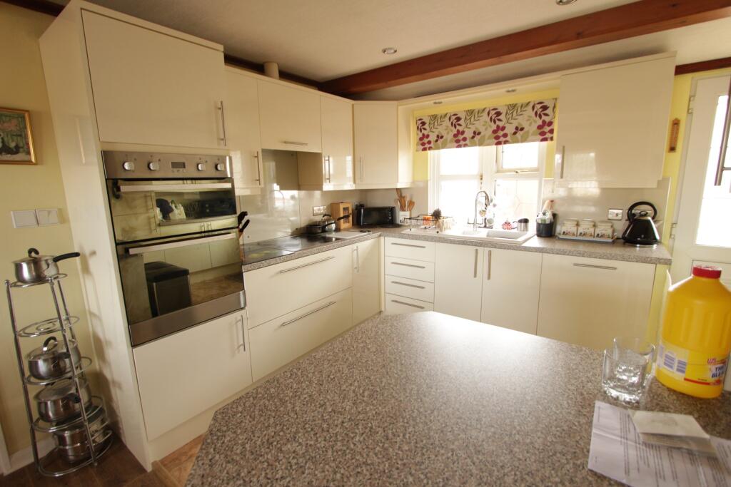 House in East Devon, Willow View Park, Whimple - More