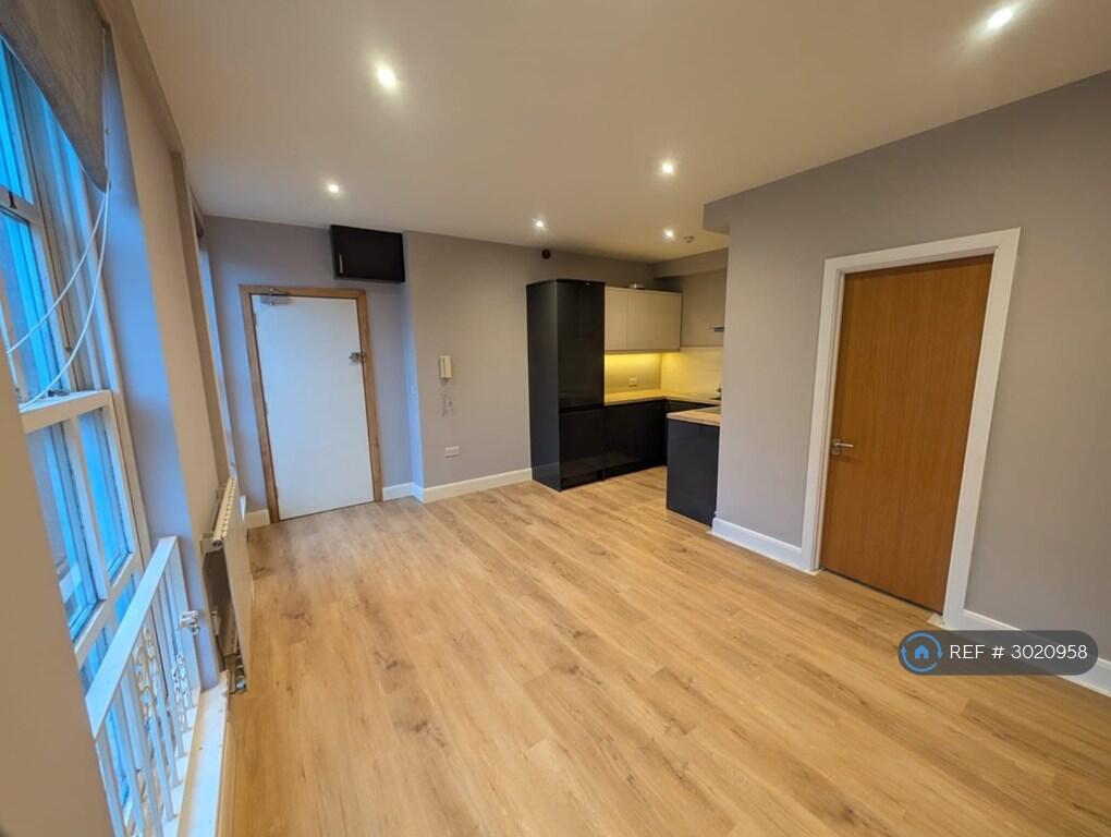 Apartment in Hemel Hempstead - More