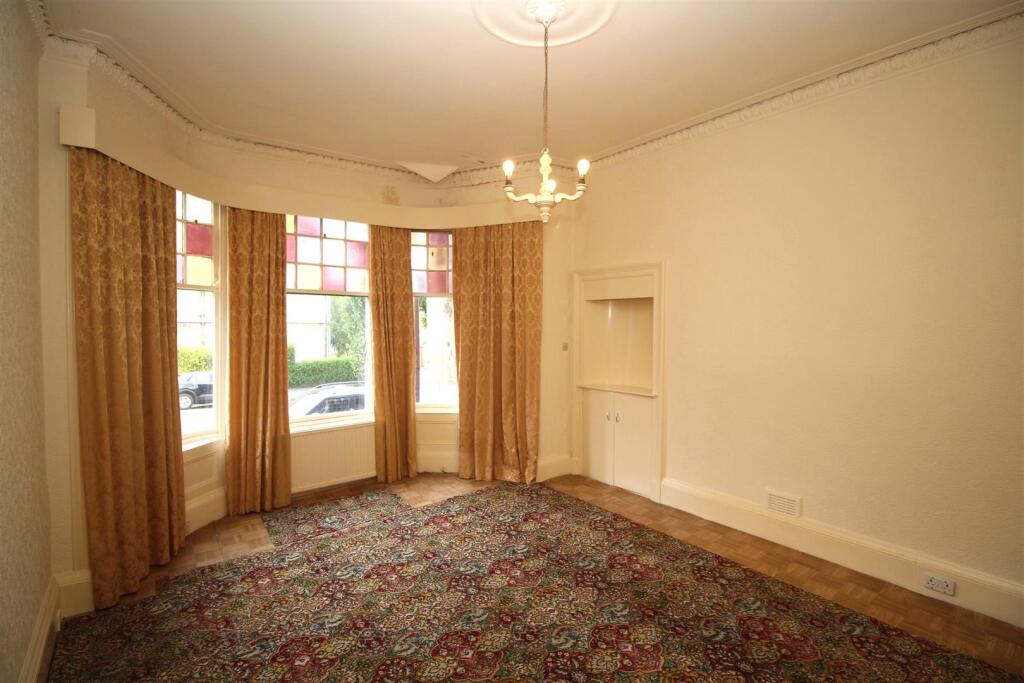 Apartment in Greenock, Inverclyde - View 3