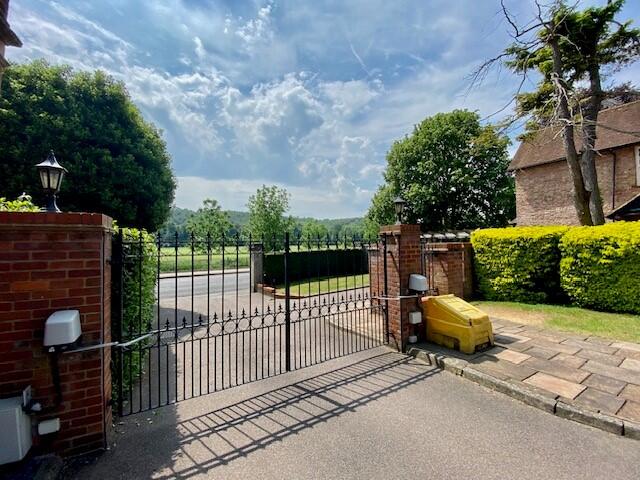 Main image of property: London Road, High Wycombe