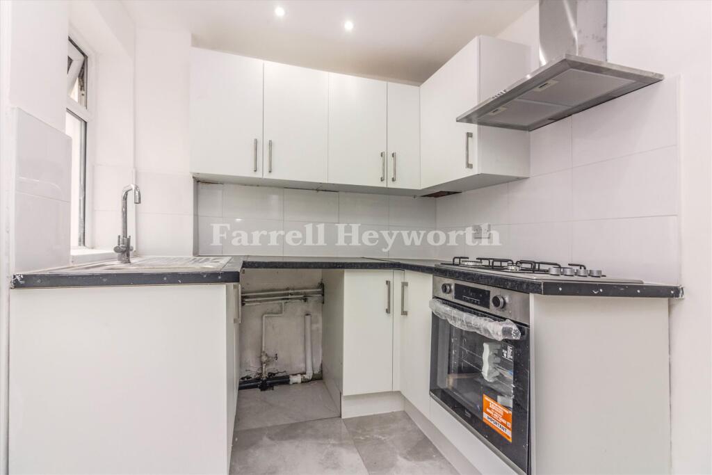 House in Preston, Avenham - More