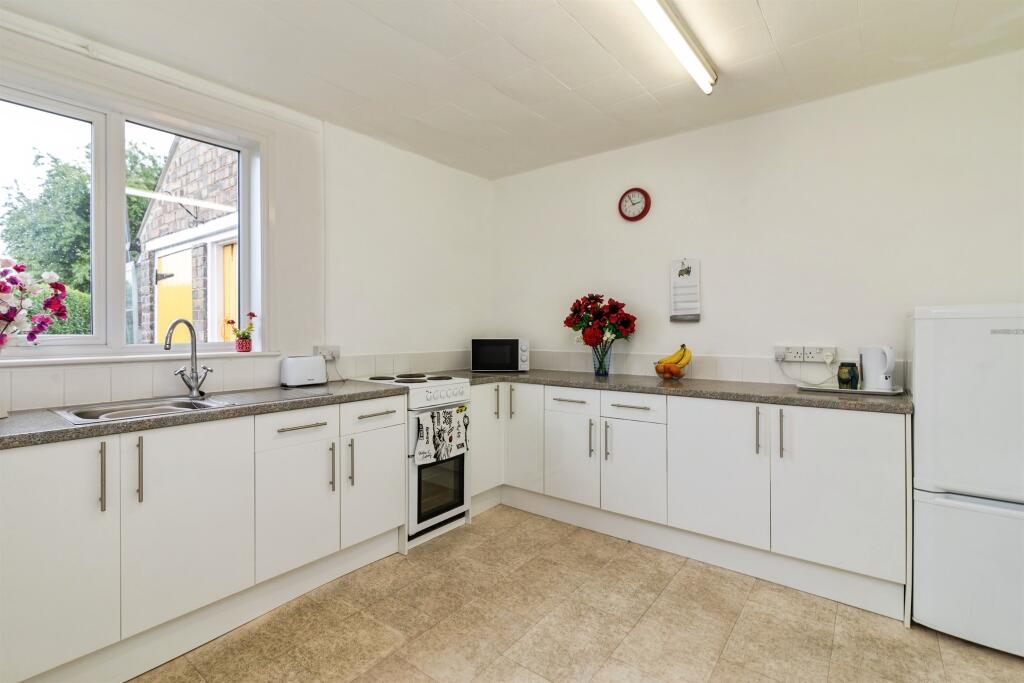 Fredericks Road, Beccles - View 5