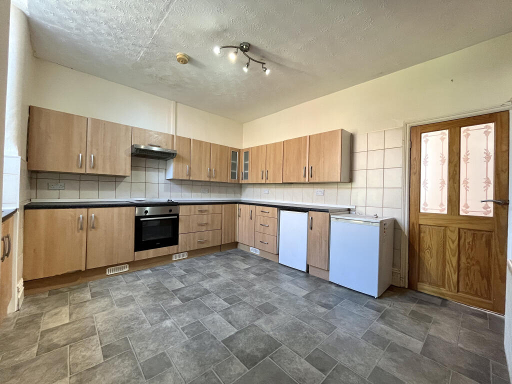 St. Christophers Road, Preston, PR1 - View 4