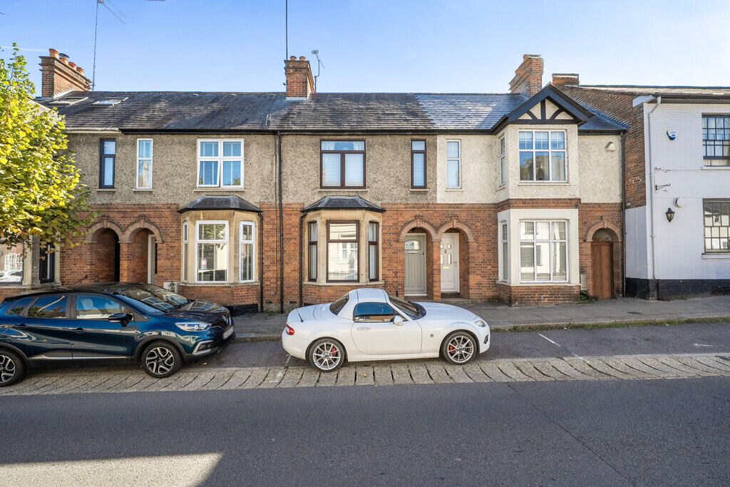 Main image of property: High Street, Hungerford