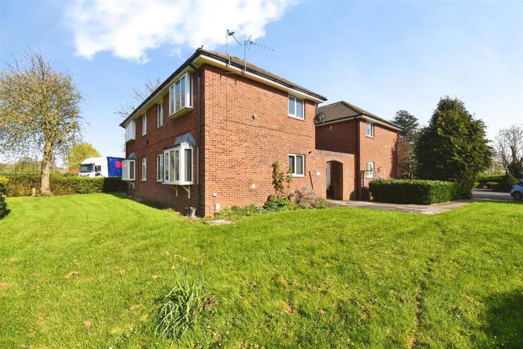 Apartment in Anlaby Common, Anlaby with Anlaby Common - View 5