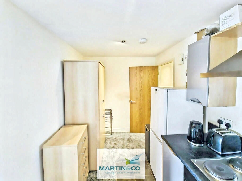 Apartment in Sheffield, Moorhead, City Centre - View 5