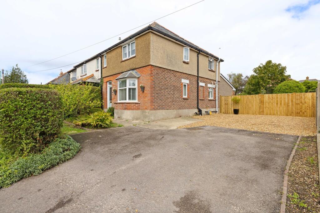 Main Road, Nutbourne, PO18 photo 2