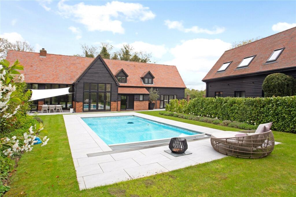 Main image of property: Watton Road, Datchworth, Knebworth, Hertfordshire, SG3
