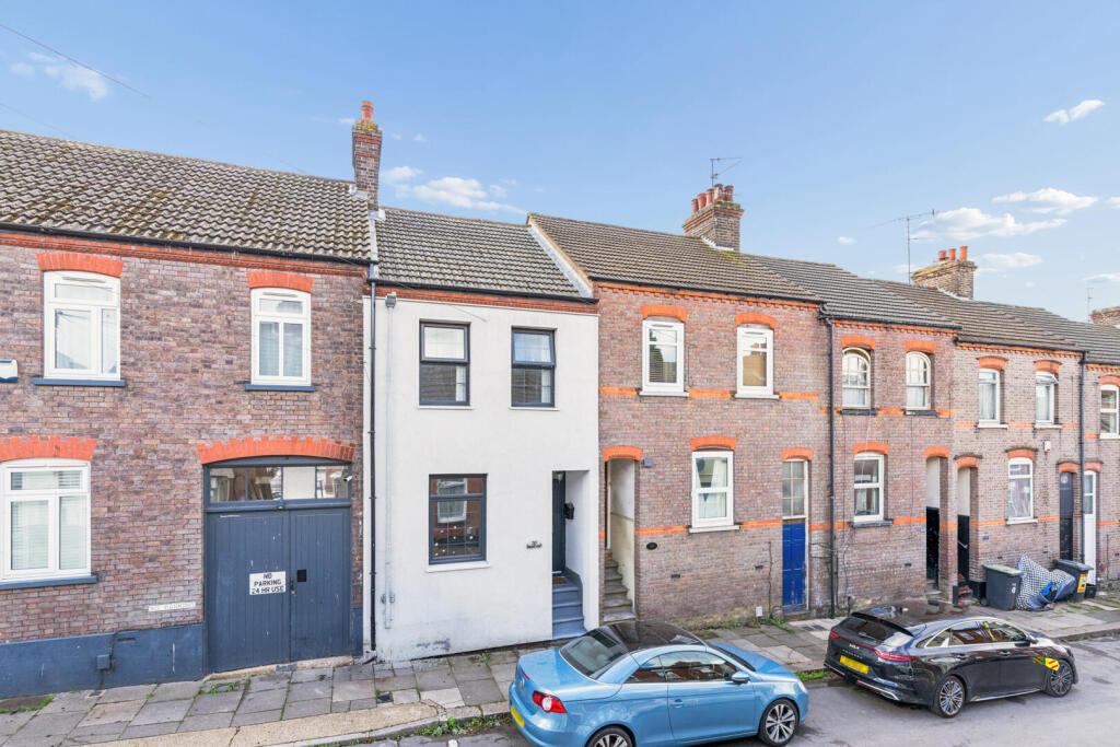 3 Bedroom Terraced in LU1 3QL