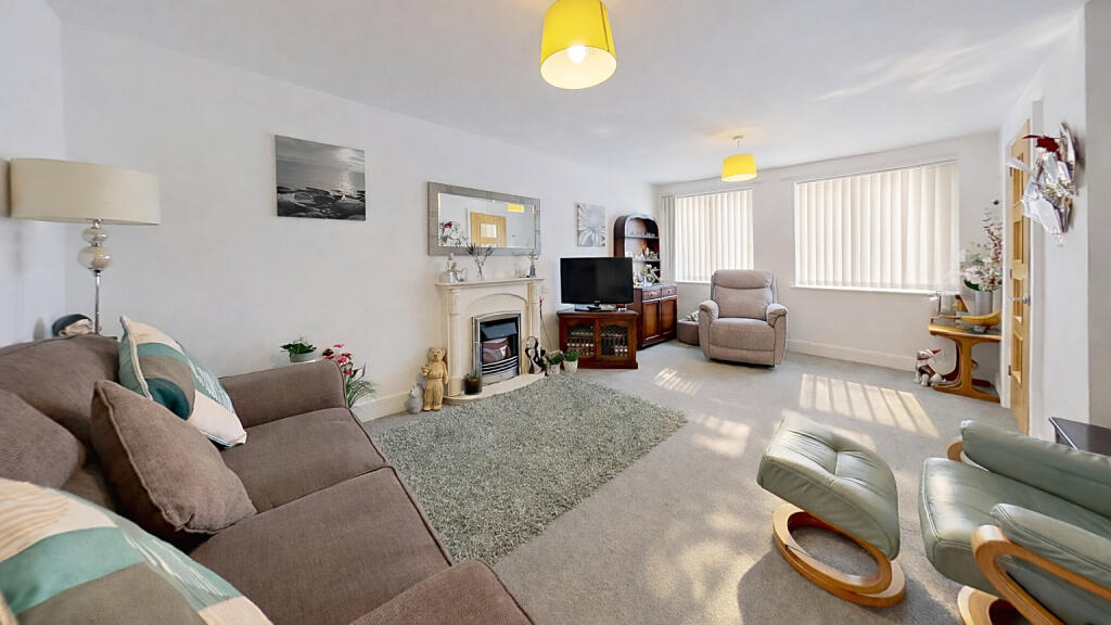 Thwaytes Court, Minster Drive, Herne Bay, CT6 8BF photo 3