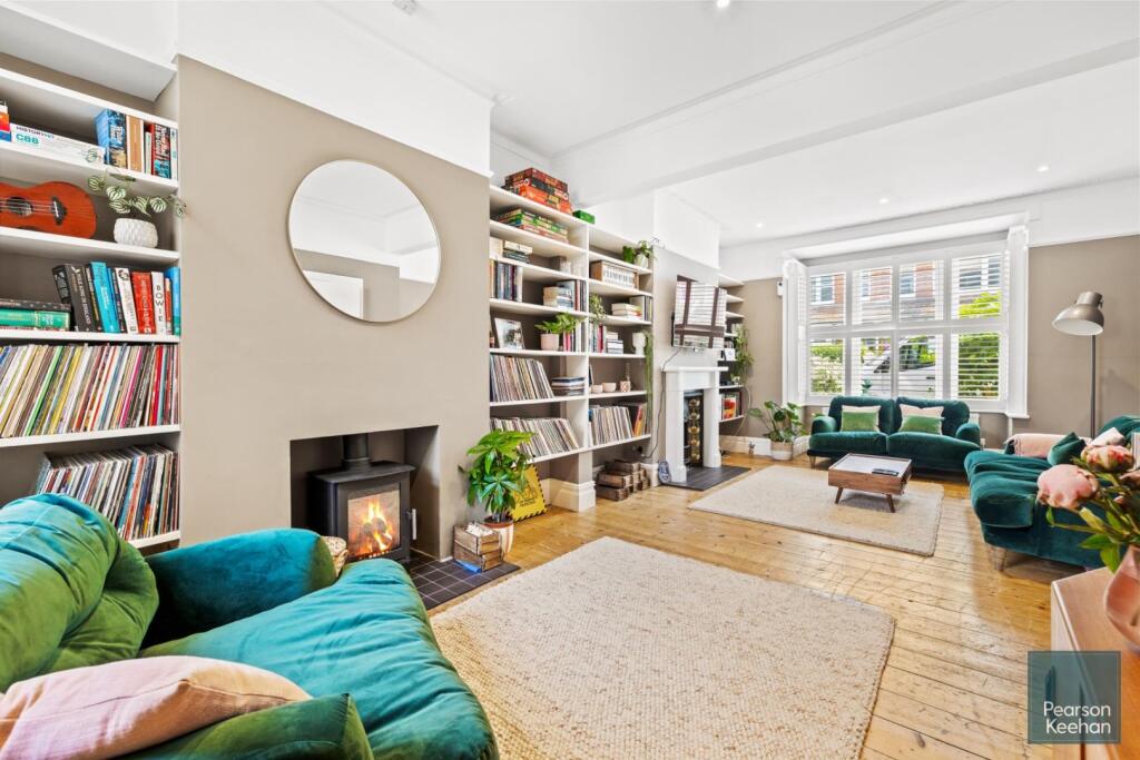 House in Hove, Brunswick - View 2