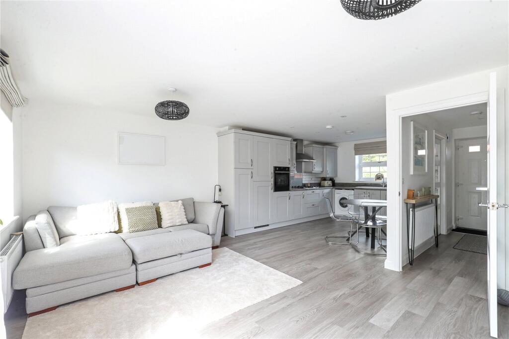 Dabinett Drive, Sandford, Winscombe, Somerset, BS25 photo 4