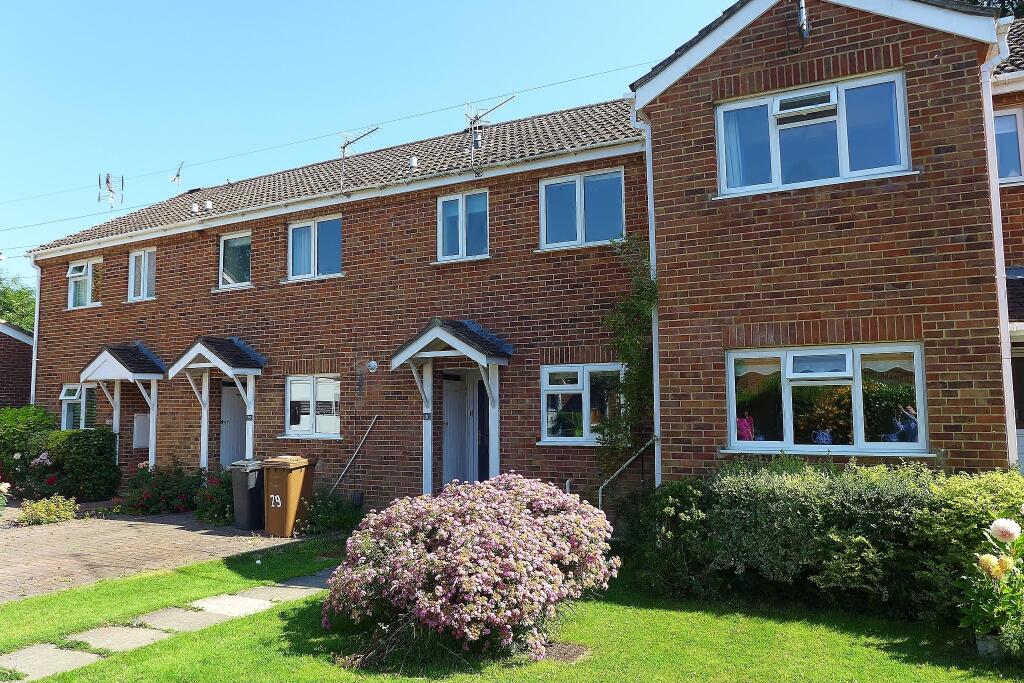 Main image of property: Romsey   Hunters Crescent   UNFURNISHED