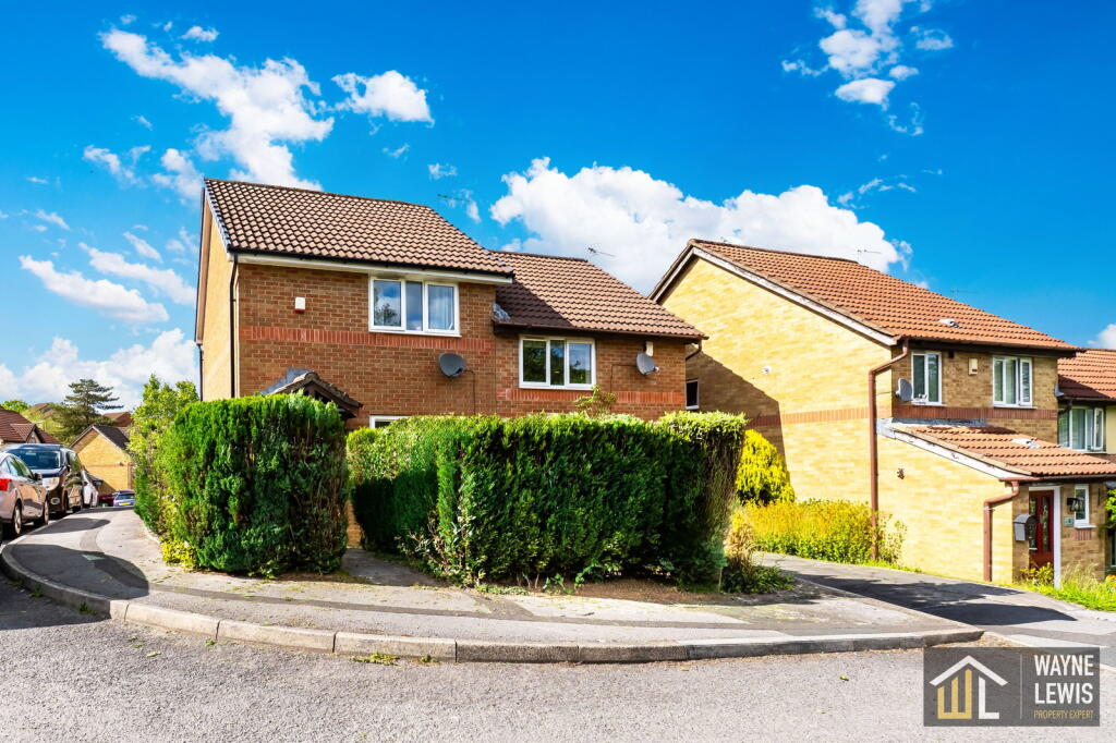 Main image of property: Dan Yr Ardd, Caerphilly, CF83 1TS