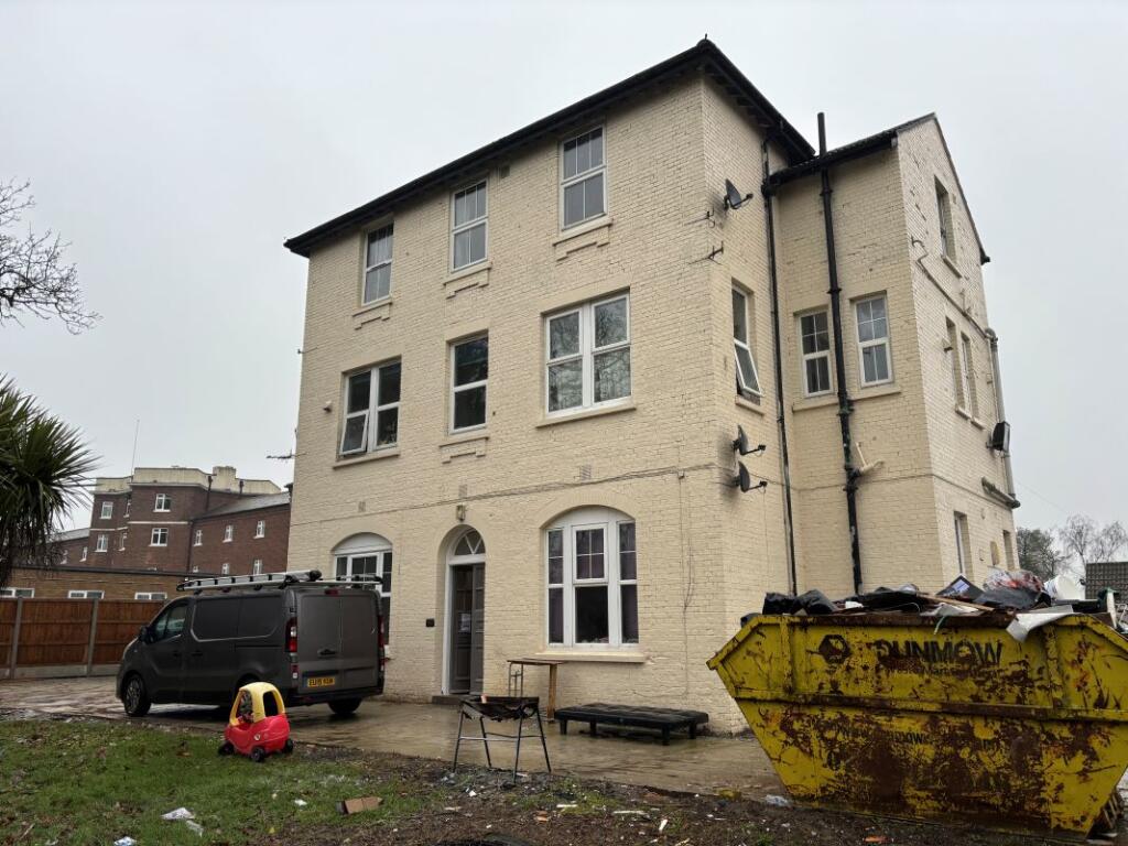 Main image of property: Flat 6 Kershaw House, The Heath, Tendring, Clacton-on-Sea, Essex, CO16 0DA