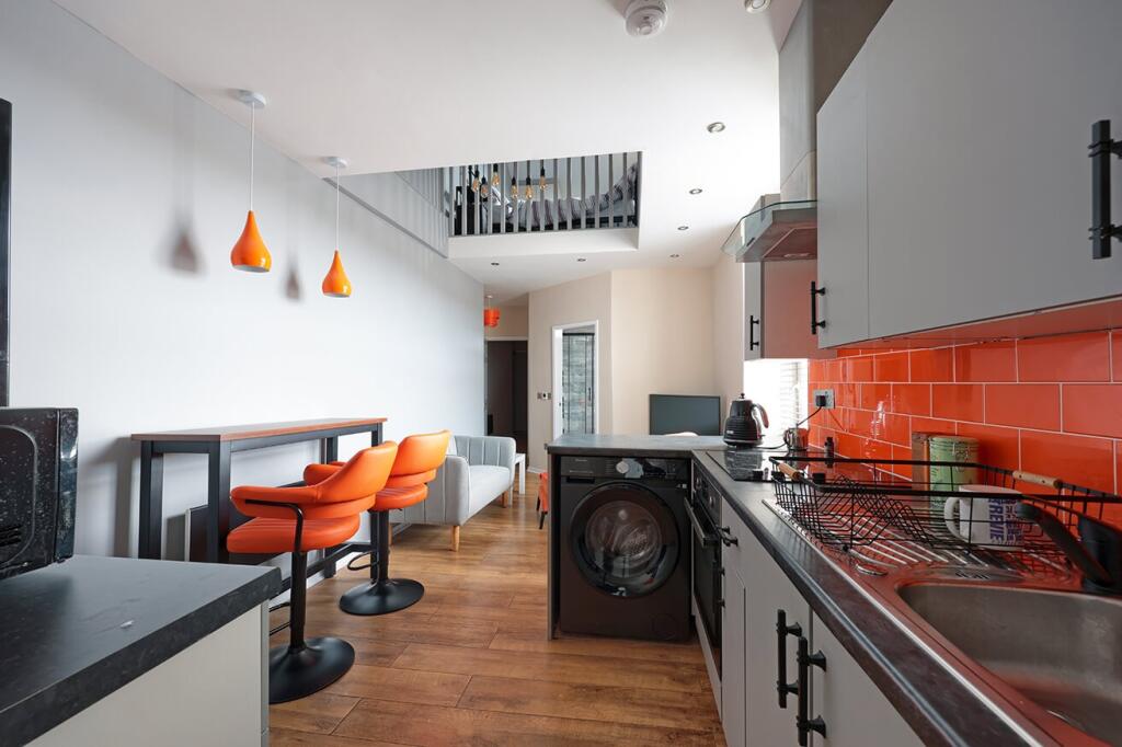 Apartment in Blackburn - View 4