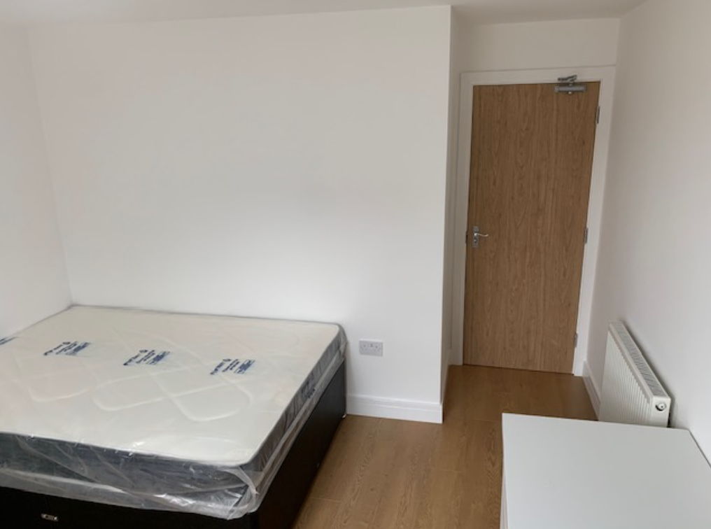 Apartment in Liverpool - More
