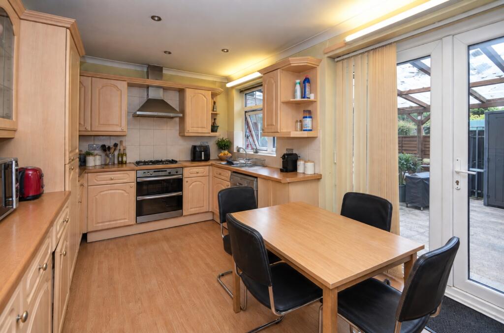 House in London - View 3