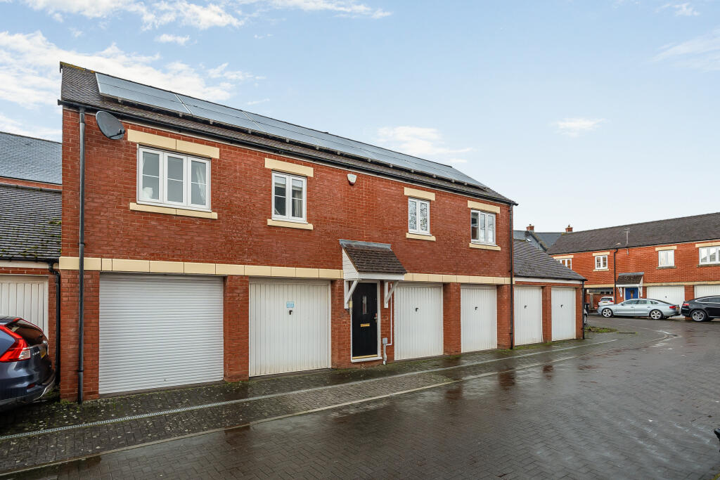 Main image of property: Dydale Road, Taw Hill, Swindon, SN25 1XD