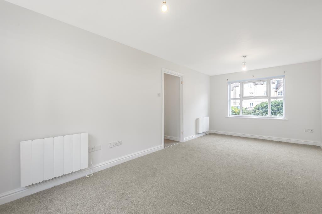 Apartment in Berkshire - View 3