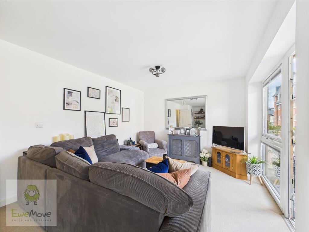 Apartment in Rochester - View 4